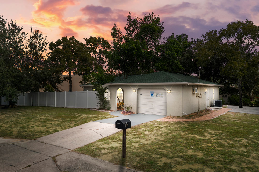 twilight photo of 1492 mariner blvd